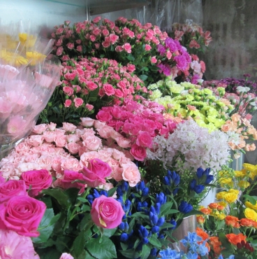 「花のいしはら」　（宮崎県小林市）の花屋店舗写真2